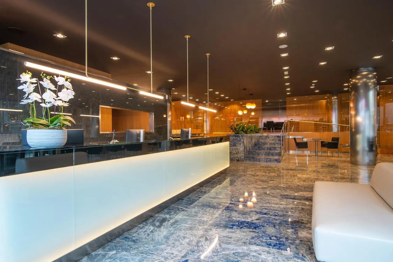 Hotel Starc By Pierre & Vacances Premium أندورا لا فيلا
